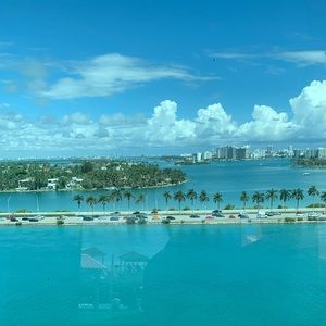 Meet your Posher, Daniela